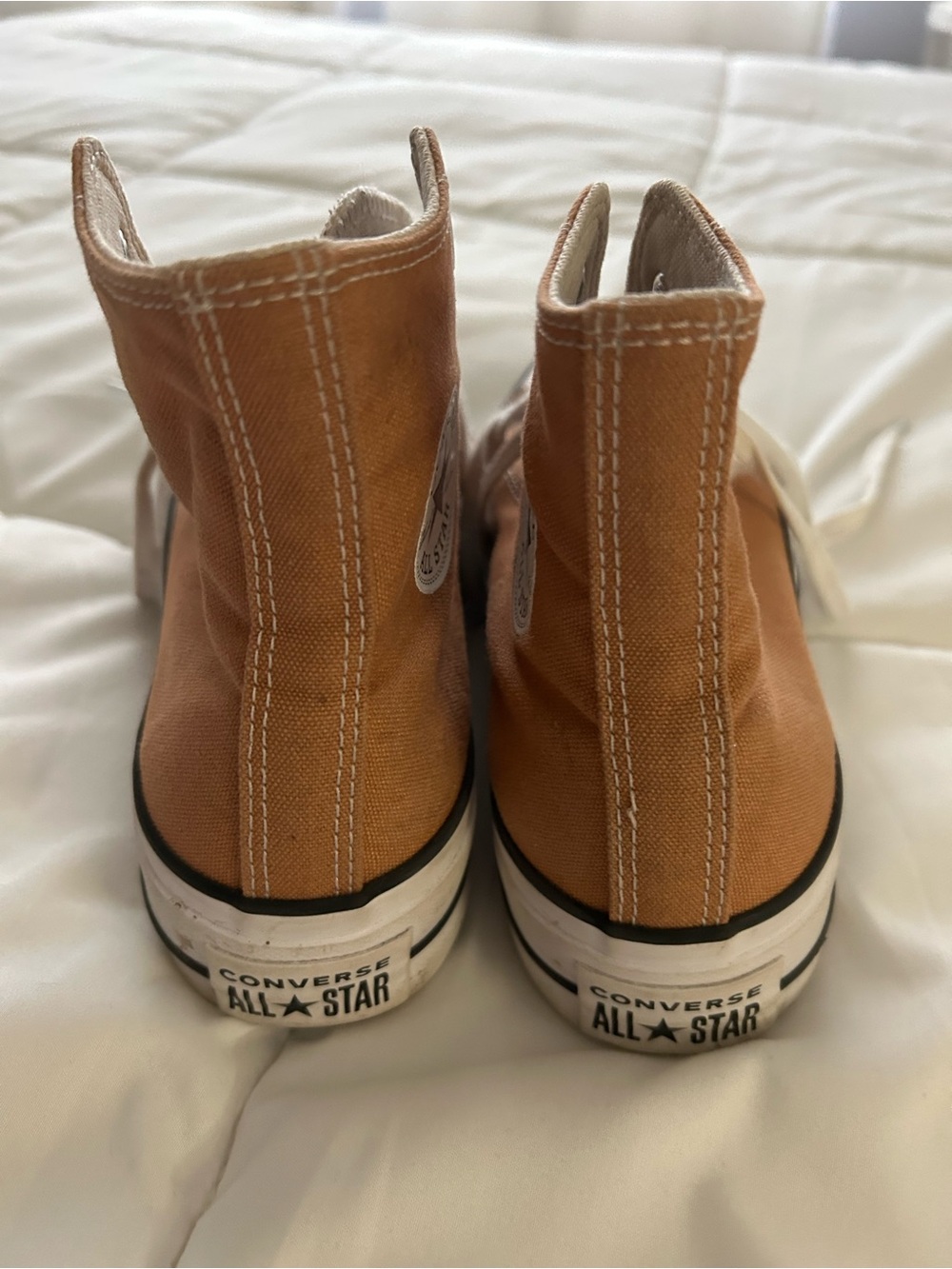 Ladies Converse - Picture 2 of 5